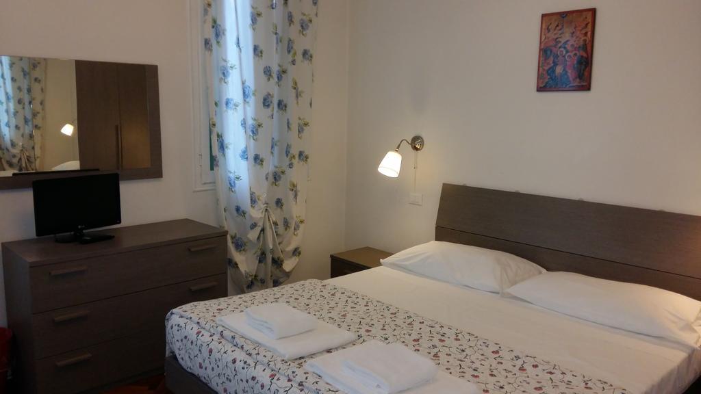 Bed and breakfast Residenza Carducci Padoue Extérieur photo